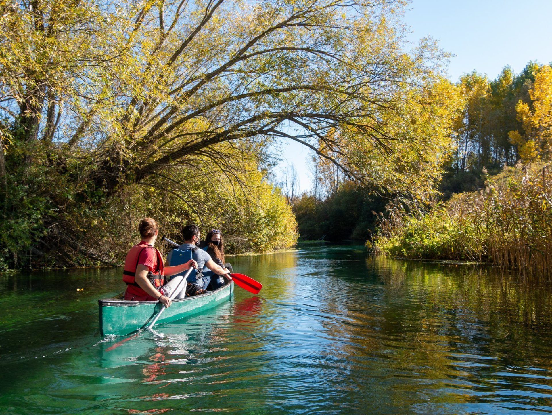 Canoeing and kayaking Tirino River