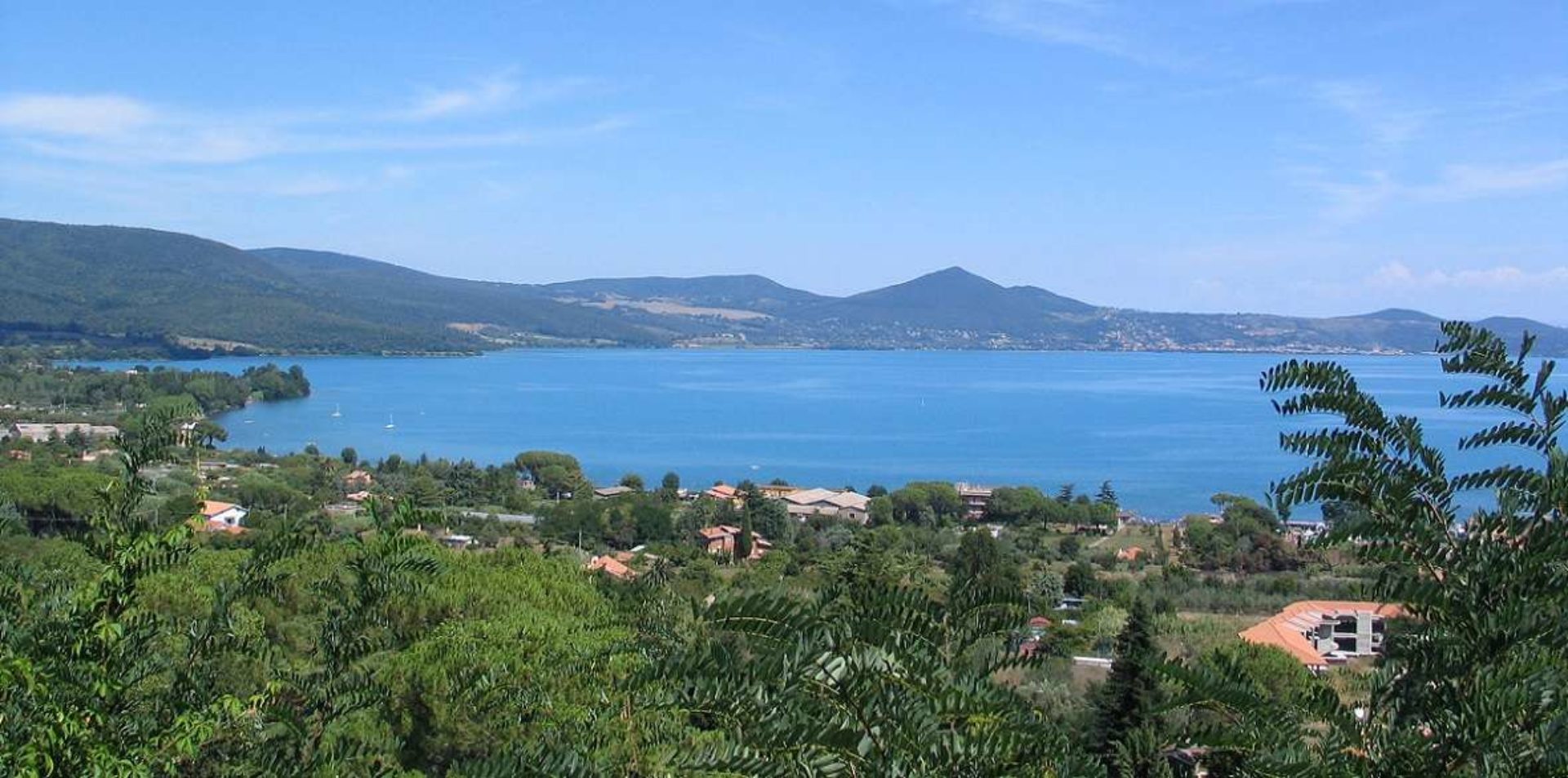 Helicopter Tours Lake Bracciano