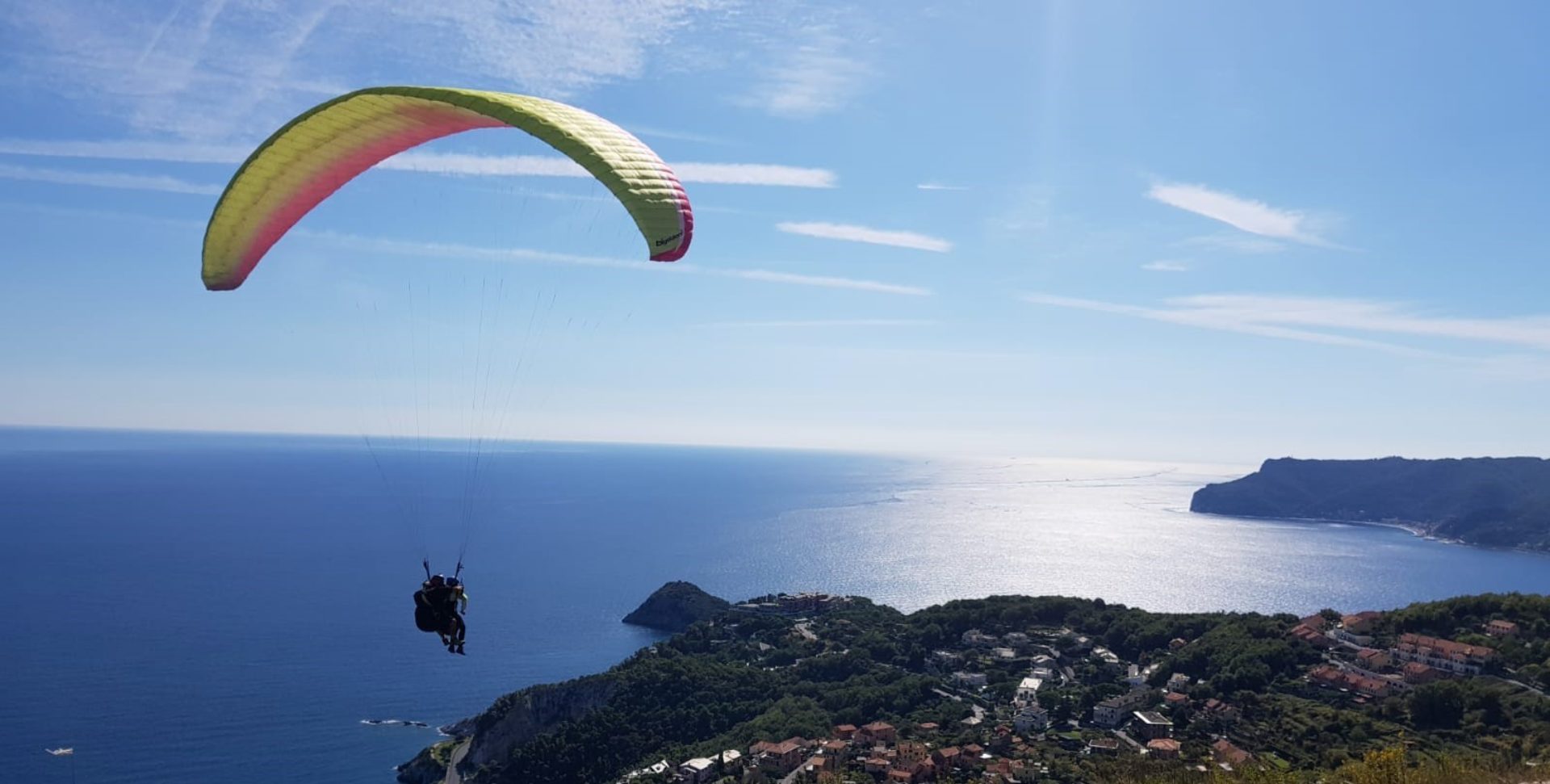 Paragliding Liguria