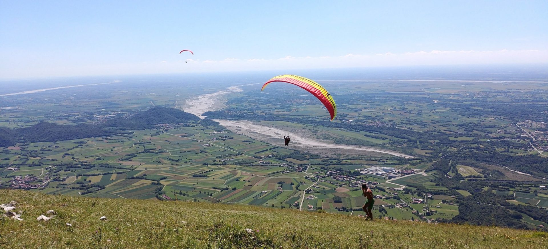 Paragliding Mount Valinis