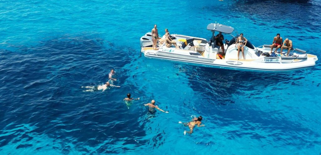 escursione in barca a Favignana
