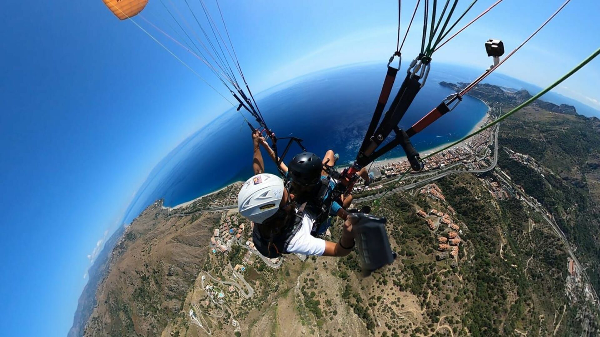 Paragliding Calavà Cape