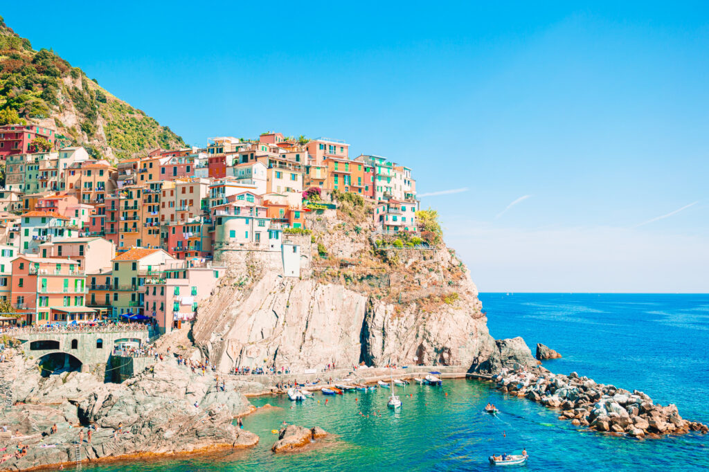 Vista del borgo di Manarola dal mare
