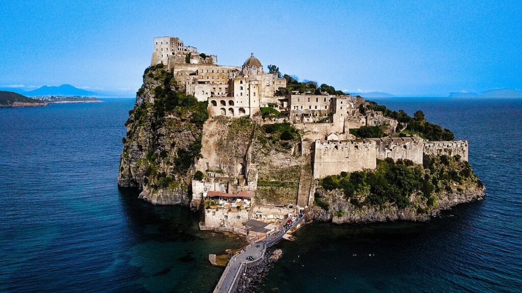 Castello Aragonese sul mare di Ischia