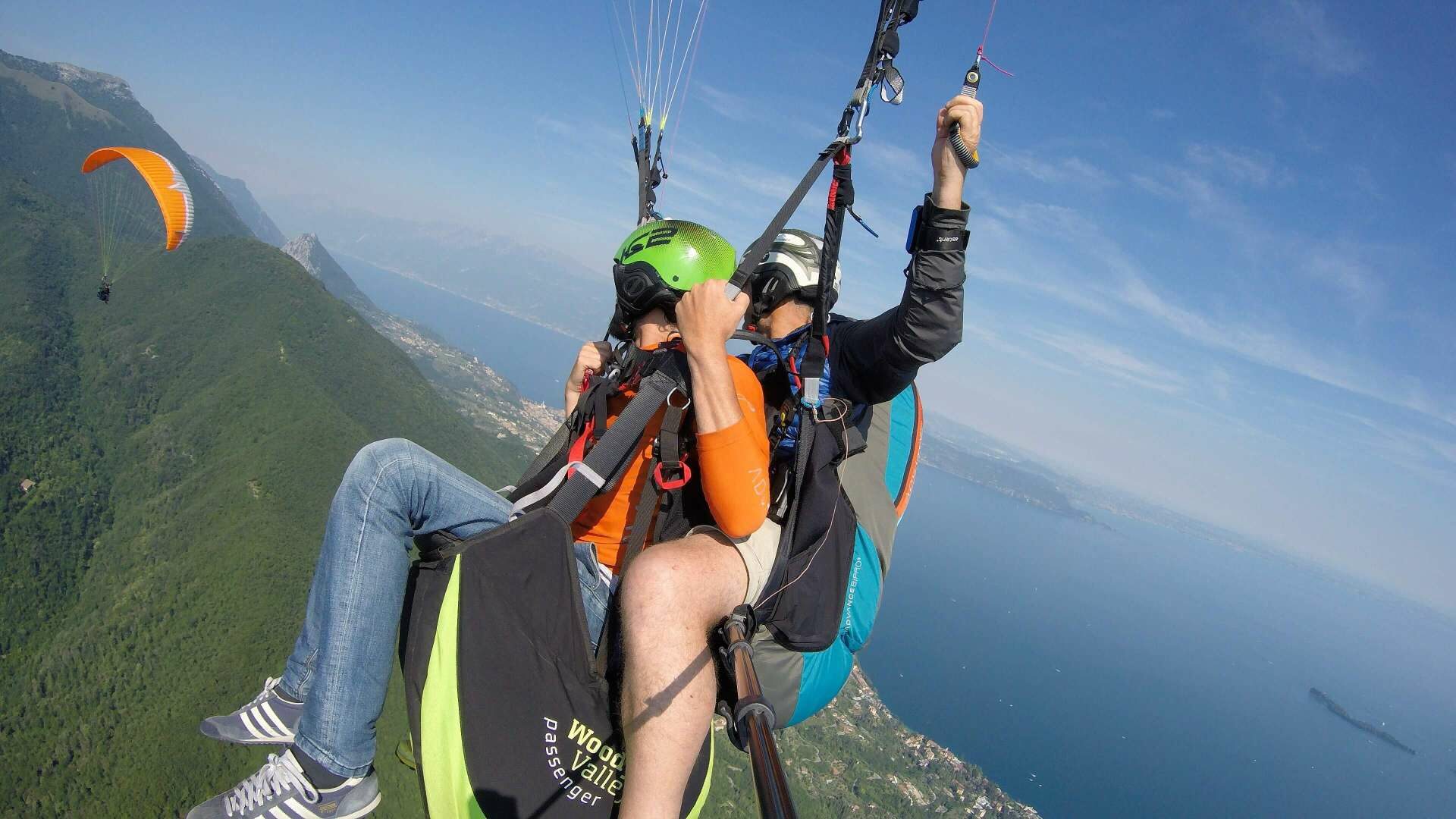 Parapendio sul Lago di Garda: I luoghi più spettacolari dove volare