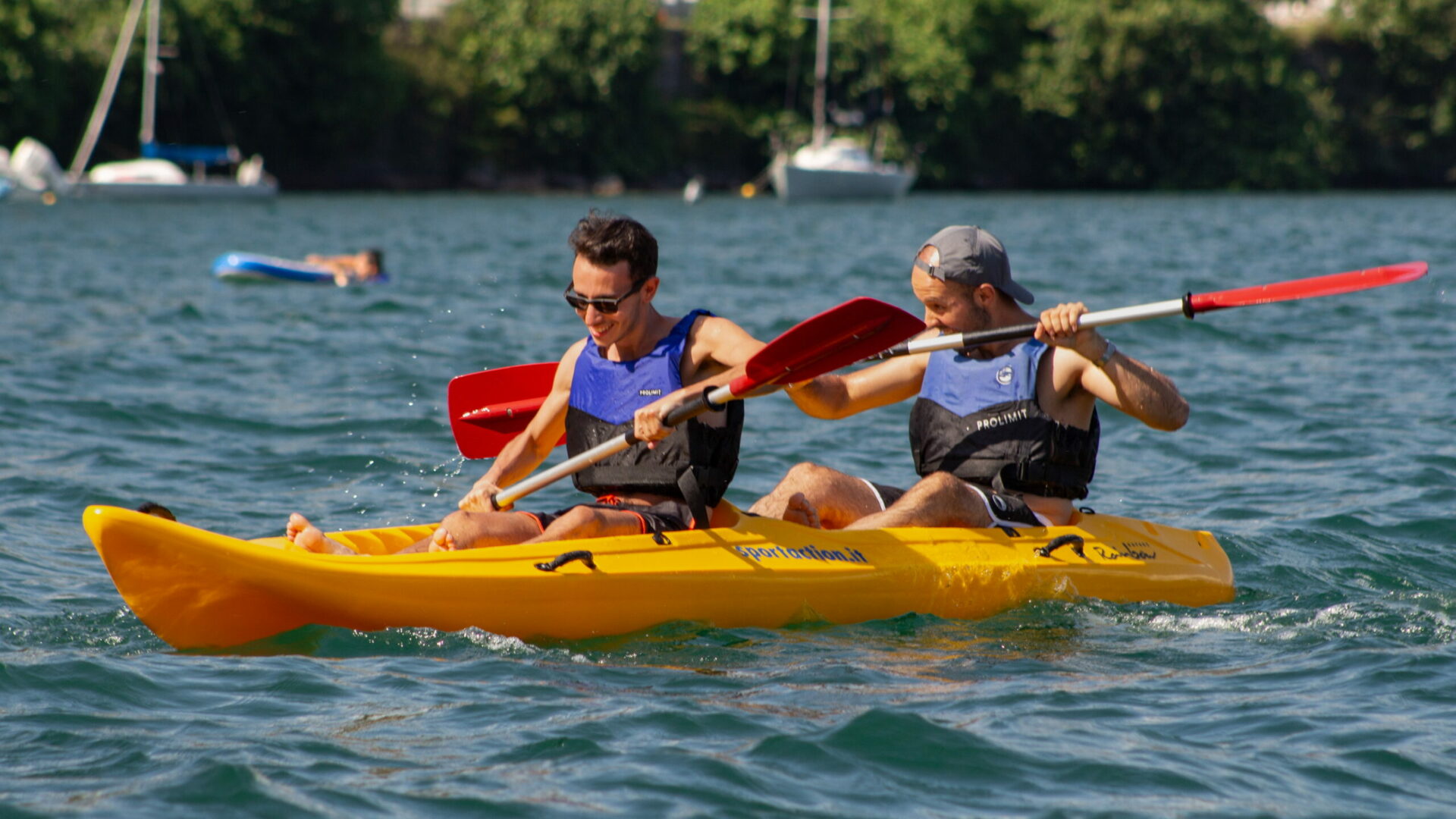 Canoeing and kayaking Lake Iseo