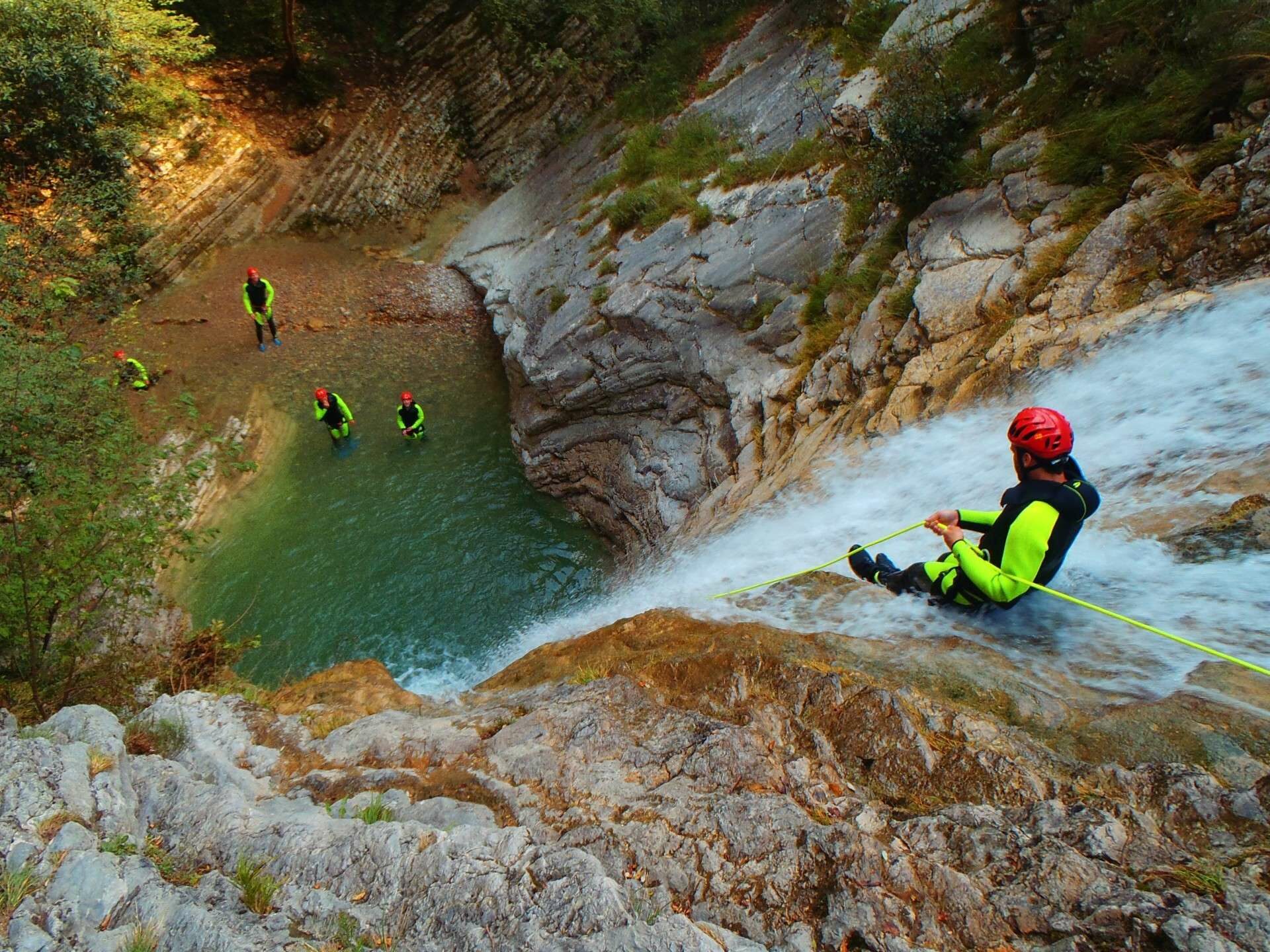 Canyoning sul Lago di Garda: 4 destinazioni per provare il torrentismo