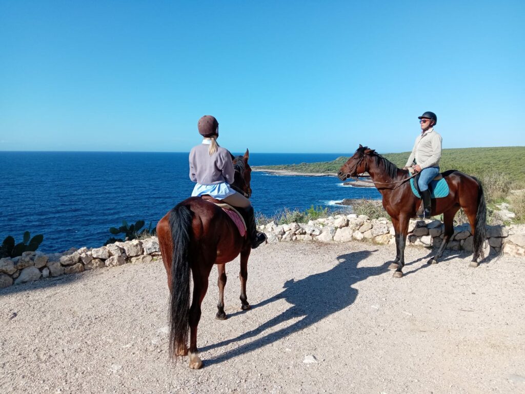 passeggiata a cavallo in Puglia