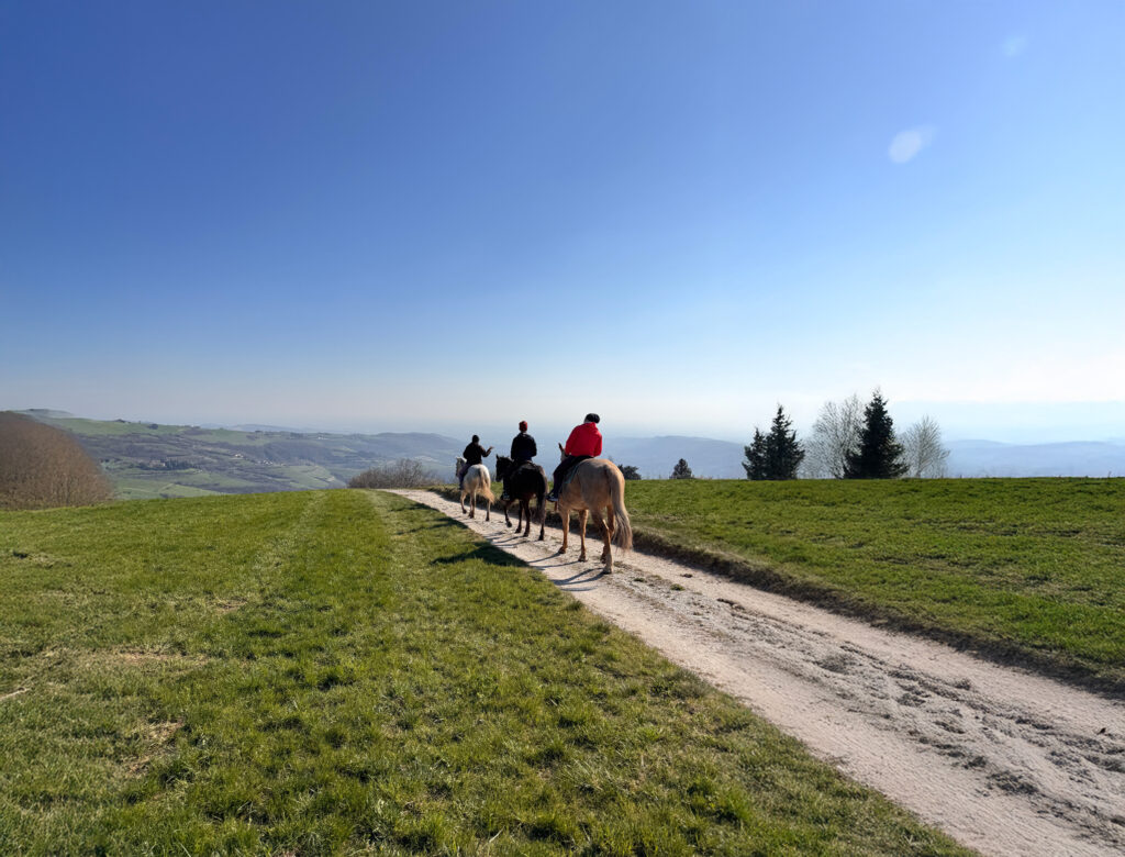 passeggiata a cavallo in Lessinia