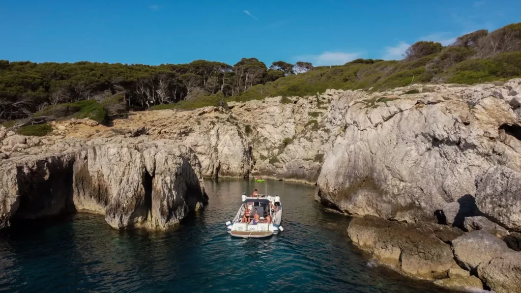 escursione in barca alle Isole Tremiti