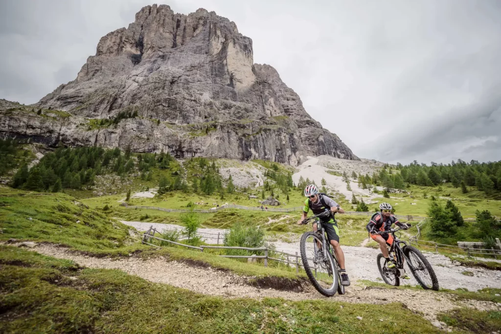 tour in e-bike sulle Dolomiti
