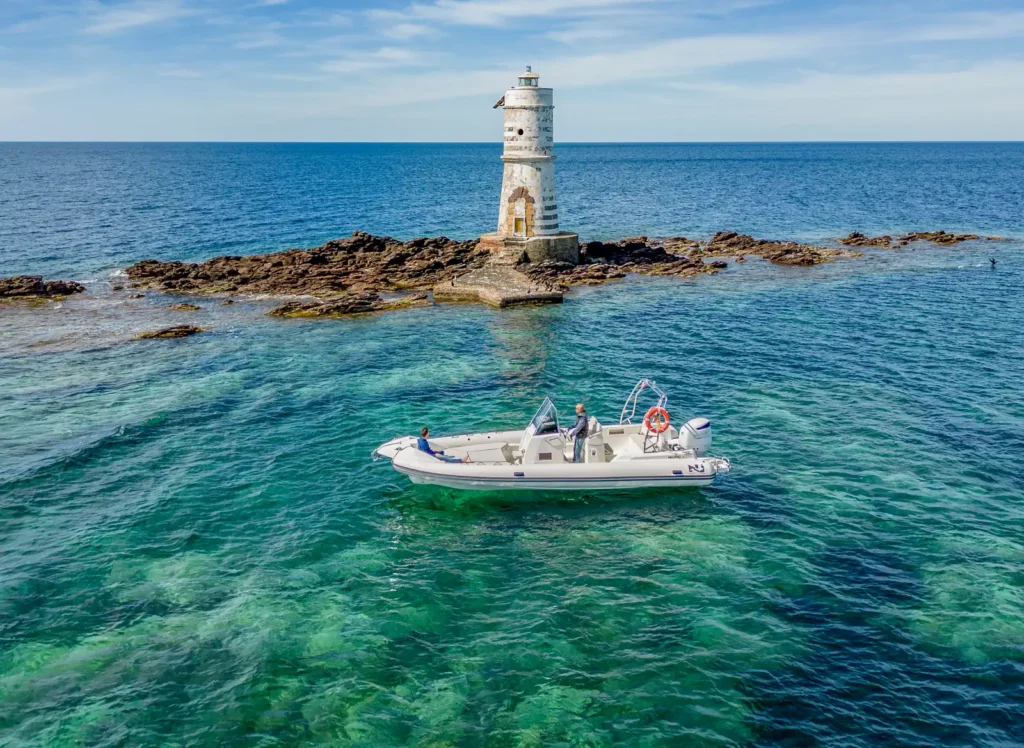 tour in gommone all'Isola di San Pietro