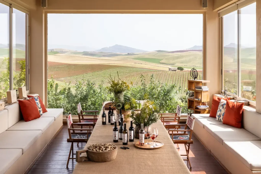 interno cantina a Camporeale