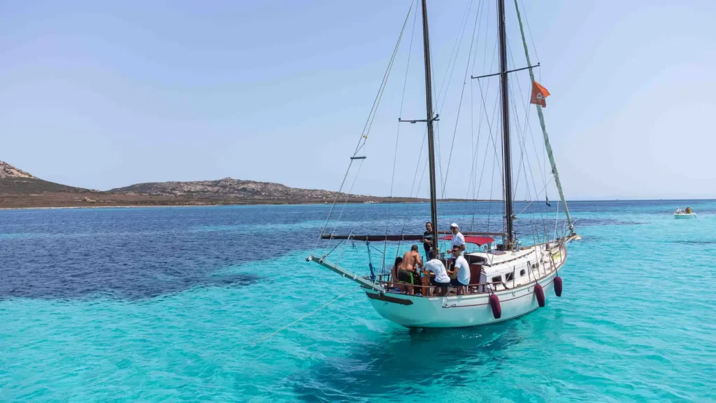 escursione in barca a vela a Stintino