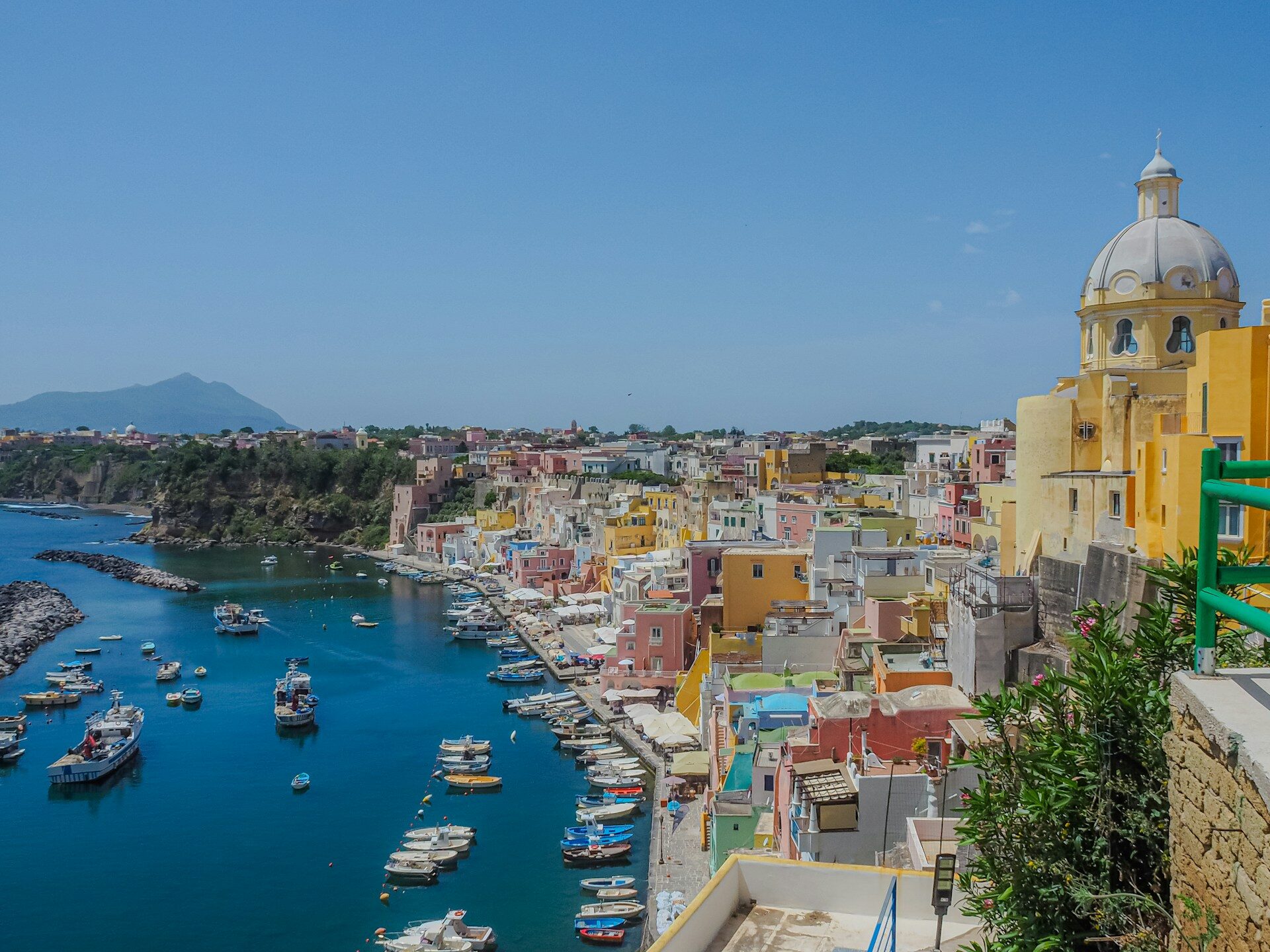 veduta di Procida