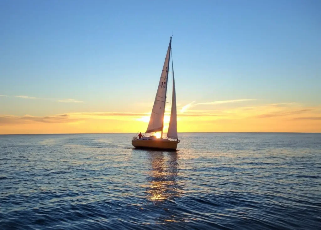 tour in barca al tramonto nel golfo di Teulada